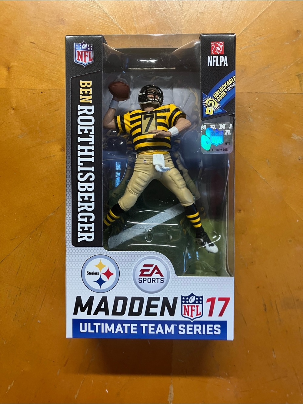 McFarlane Madden 17 Ben Roethlisberger Bumblebee Chase Fig